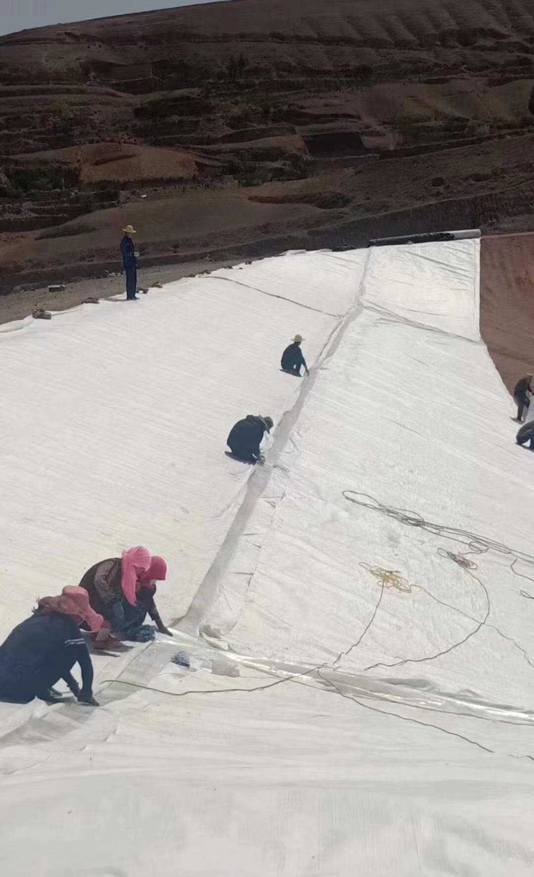 復(fù)合土工膜的修補方法